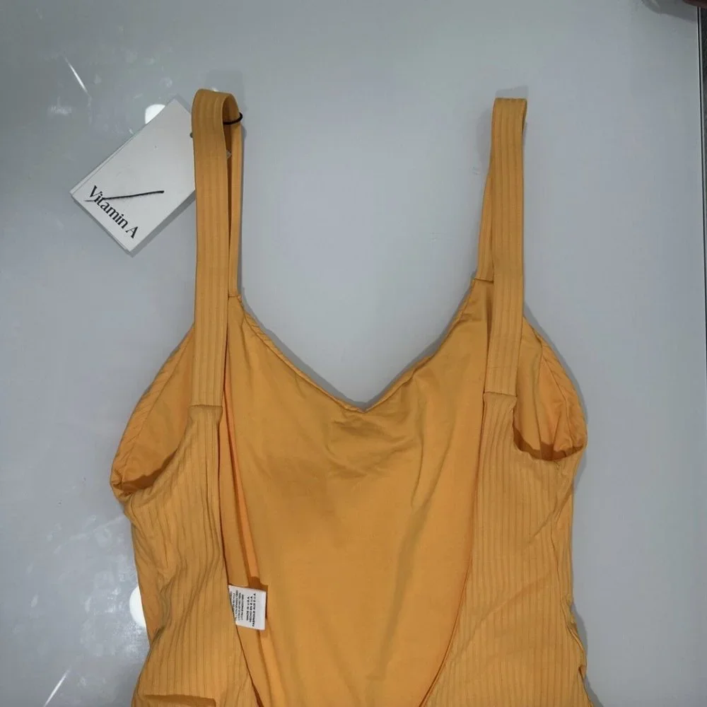 NWD $175 Vitamin A [ D Cup 12 ] Leah Ribbed Square Neck One-Piece Swimsuit #5847